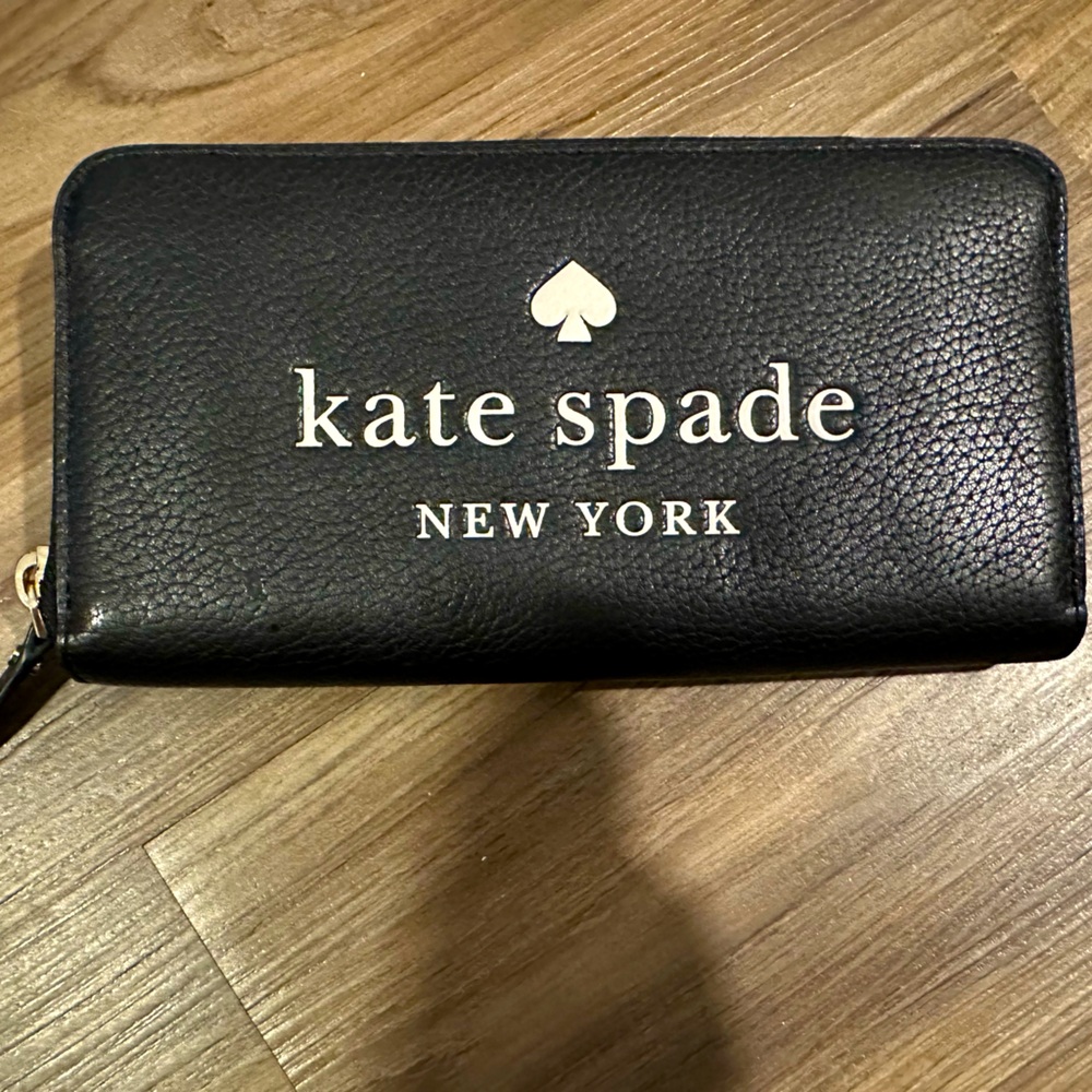 Kate spade wallet